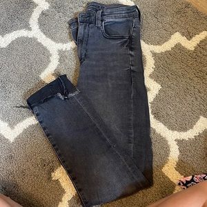 GENTLY WORN AE JEANS